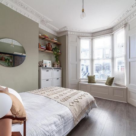 Arte Stays - 2 Bed Luxurious Flat, Garden, 5Min Dalston St., Parking Available, Serviced Accommodation - Up To 5 Ppl Londres Extérieur photo